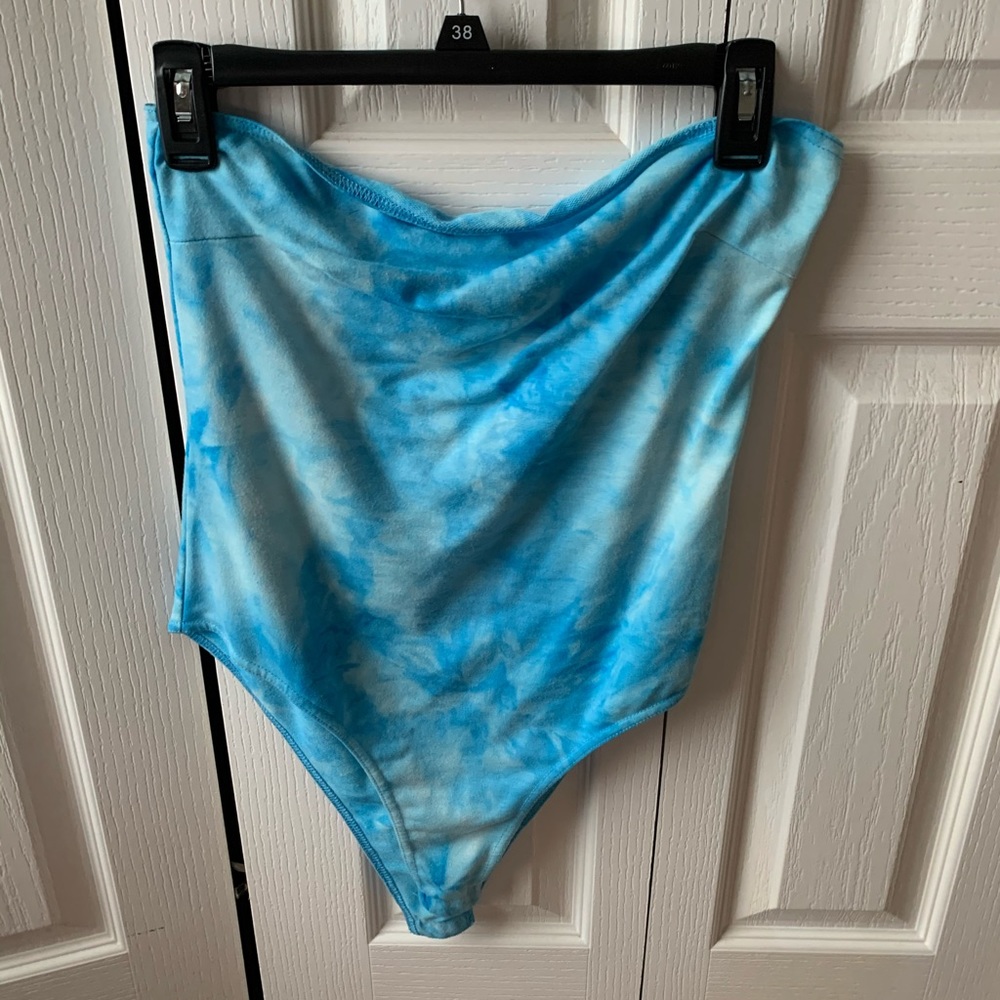 Tie dye strapless bodysuit